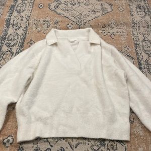 sweater that’s cropped
